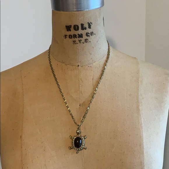 J. Crew Tortoise Pendant Neklace - Picture 1 of 4